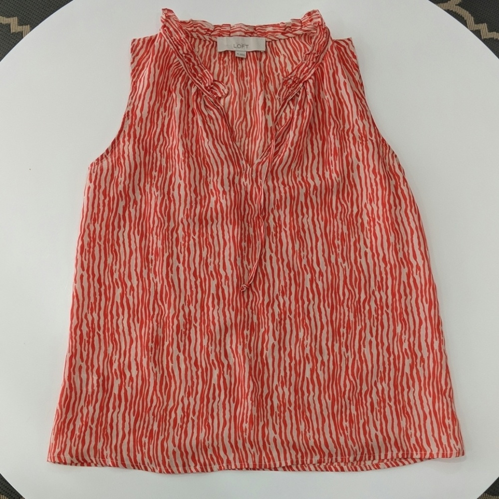 🌵3 for $15🌵Ann Taylor Loft Sleeveless Top